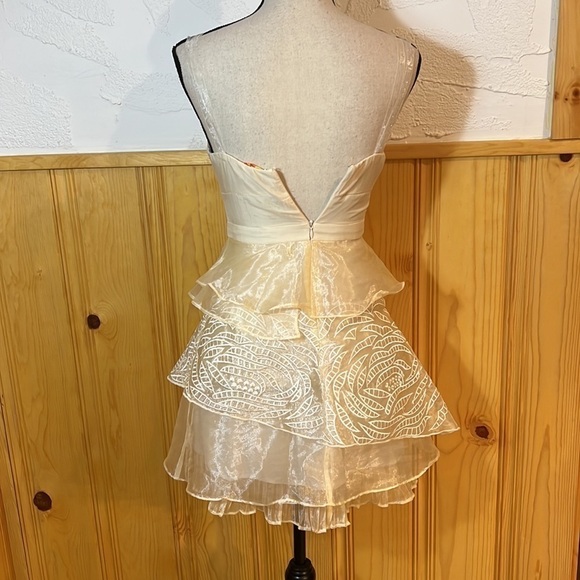 Minuet Ivory Layered Ruffle Mini Dress Sz-S - Picture 5 of 9
